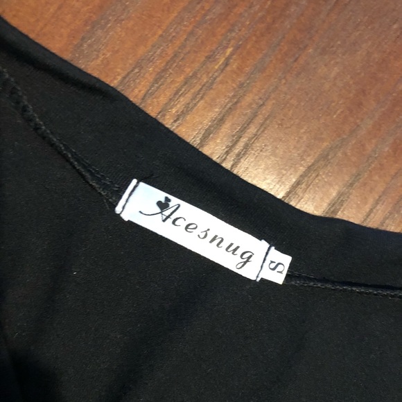 Short black long sleeve dress - Picture 3 of 3